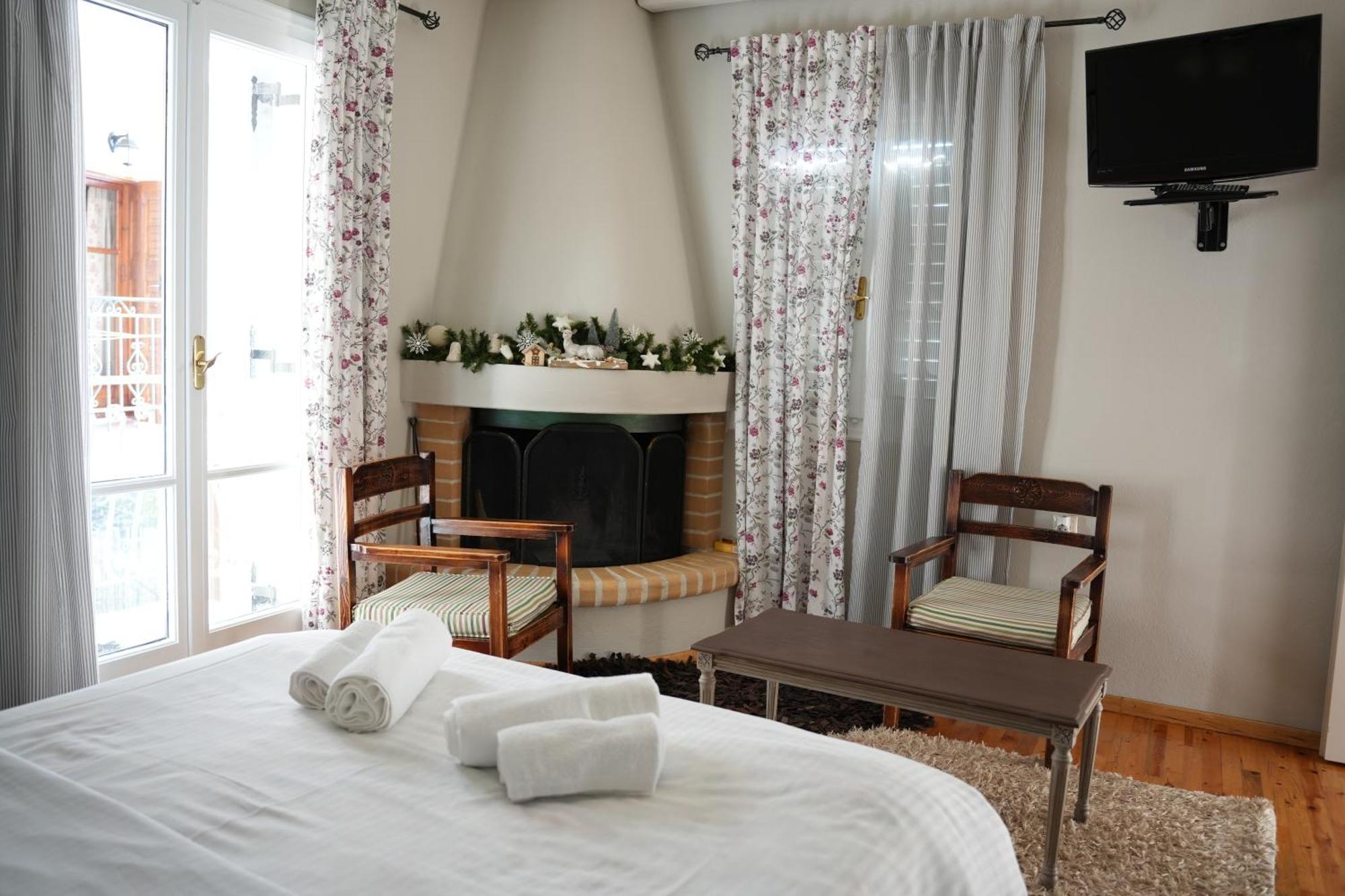 Guesthouse Doma Est 1991 Arachova Exterior photo